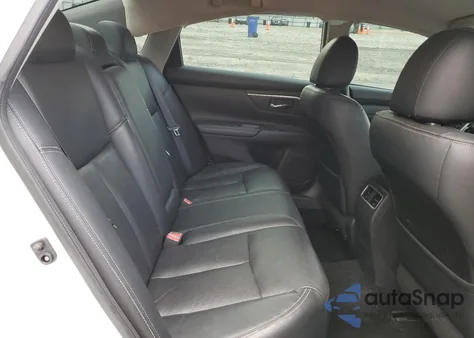 2018 Nissan Altima 2.5 z USA, uszkodzony, nr VIN 1N4AL3AP4JC197964